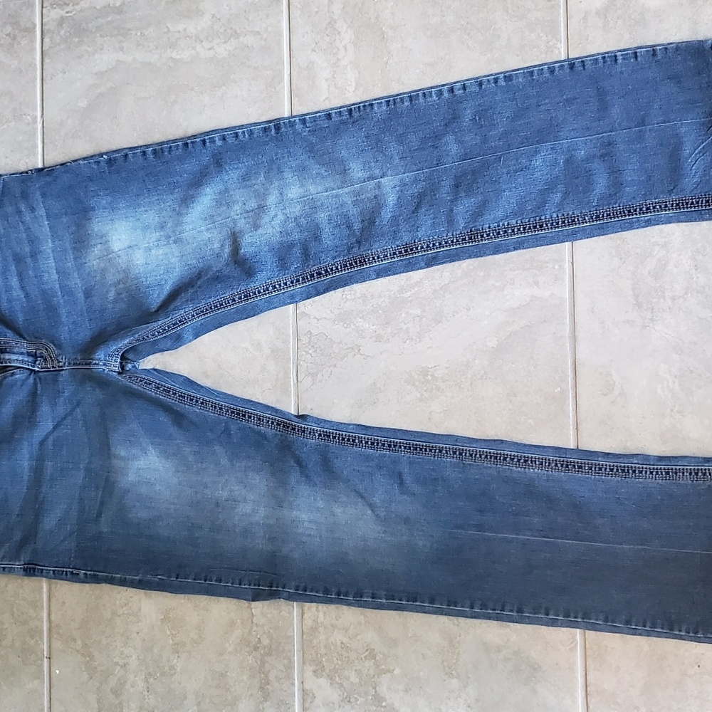 Jean's